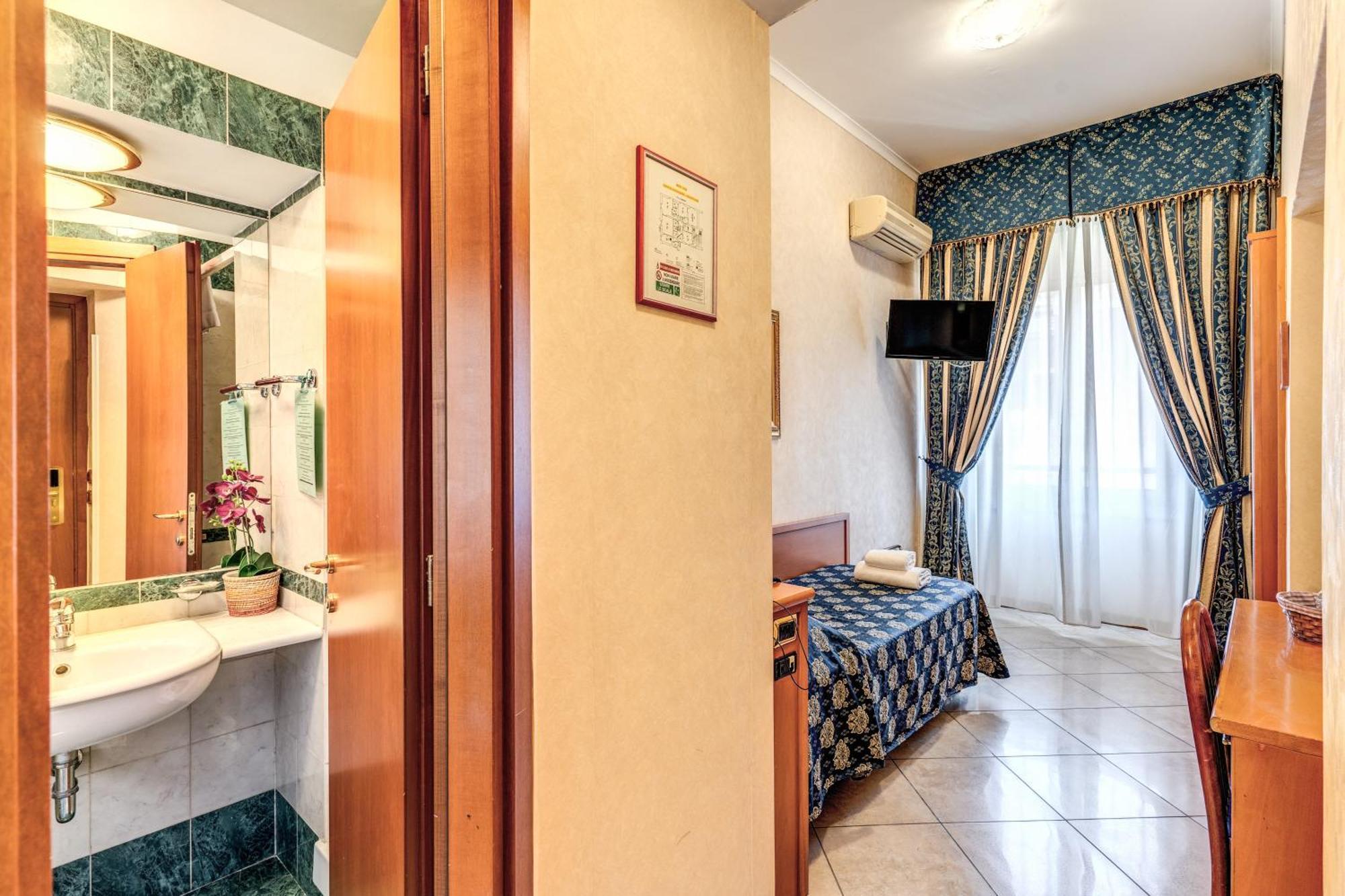 Hotel Licia - Rome — Photos 1